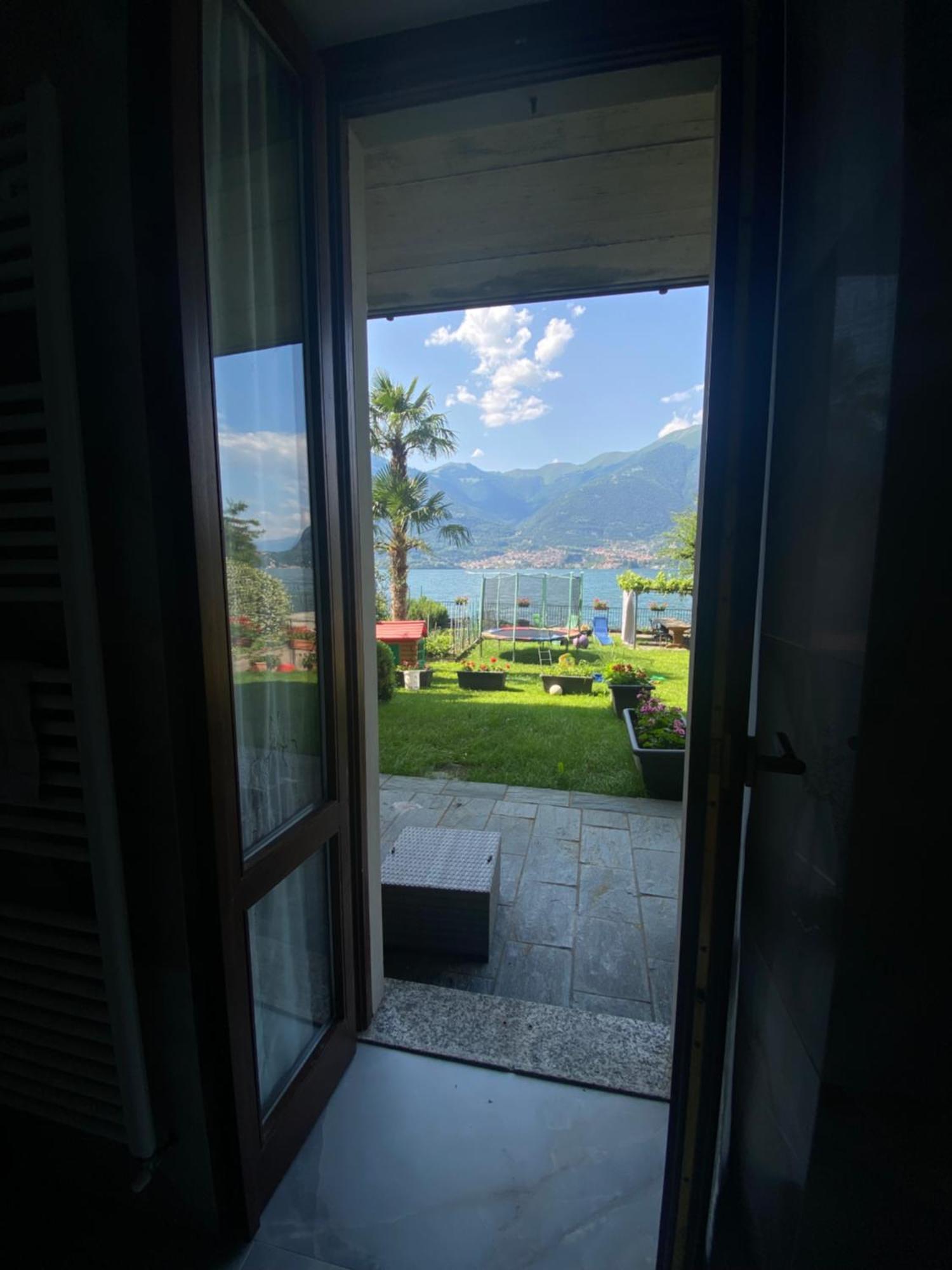 Peonia Apartment - Appartamento Vista Lago Lezzeno Eksteriør bilde