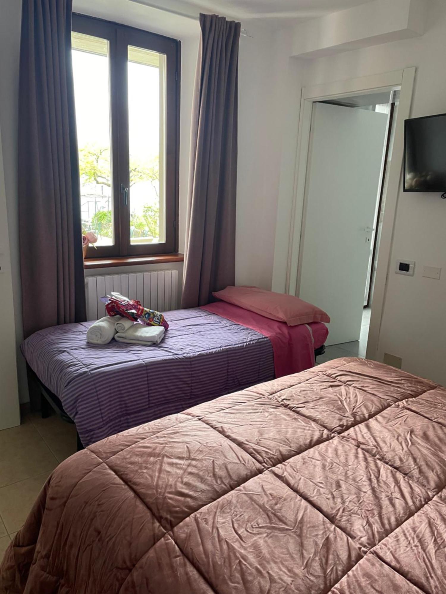 Peonia Apartment - Appartamento Vista Lago Lezzeno Rom bilde