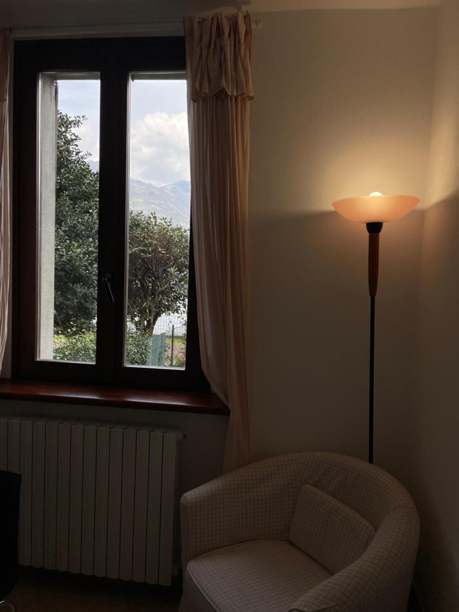 Peonia Apartment - Appartamento Vista Lago Lezzeno Eksteriør bilde